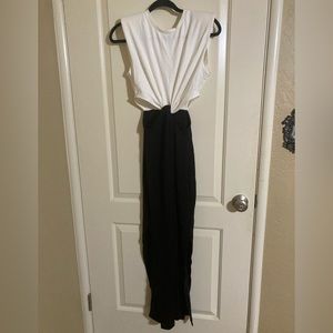 Vici - Juliet Cutout Twist Knit Maxi Dress - size M